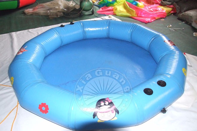 重庆企鹅充气水池